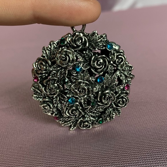 Vintage Floral Silver Tone Bulky Rose Pendant - Picture 5 of 5